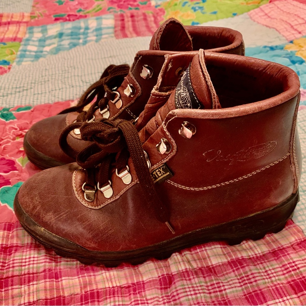 Vasque GORTEX Leather Brown Hiking Ankle Boots for Women Size 7